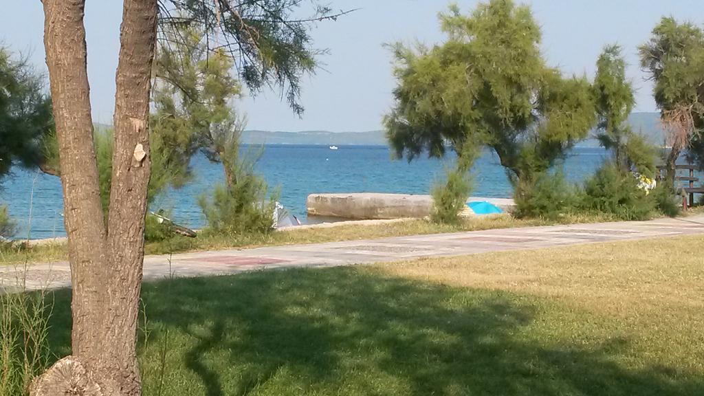 Kristel Villa Ierissos Bagian luar foto